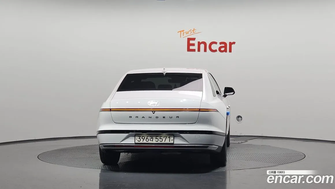 Hyundai Grandeur 2023 из KR, фото 4