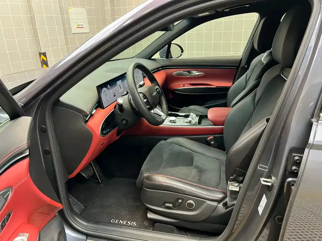 Genesis GV70 2025 из CN, фото 6