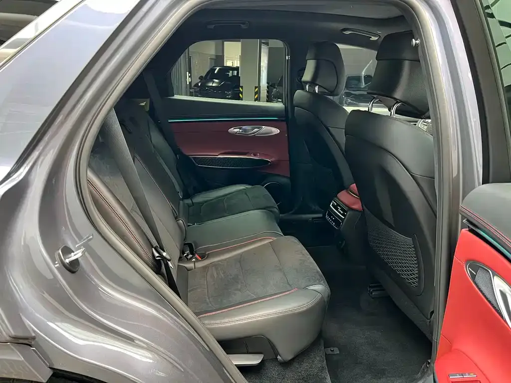Genesis GV70 2025 из CN, фото 7