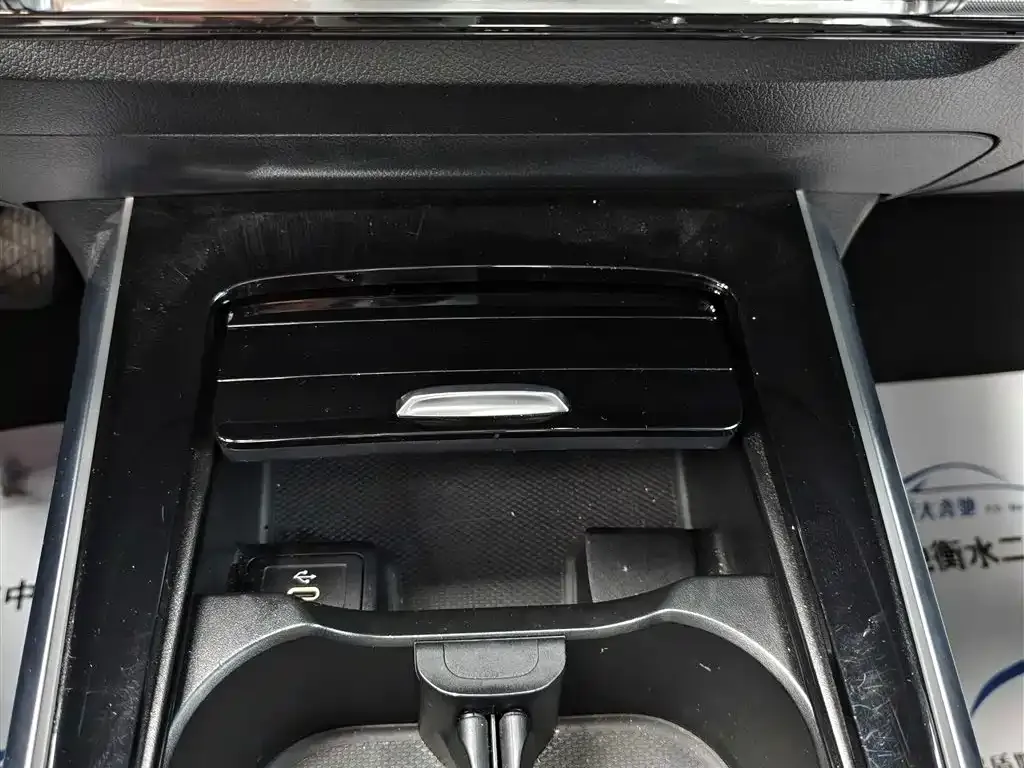 Mercedes-Benz GLB 2023 из CN, фото 10