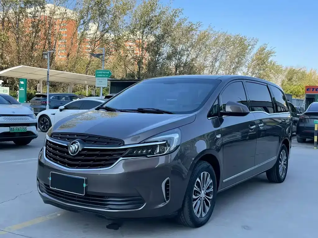 Buick GL8 2022 из CN, фото 1