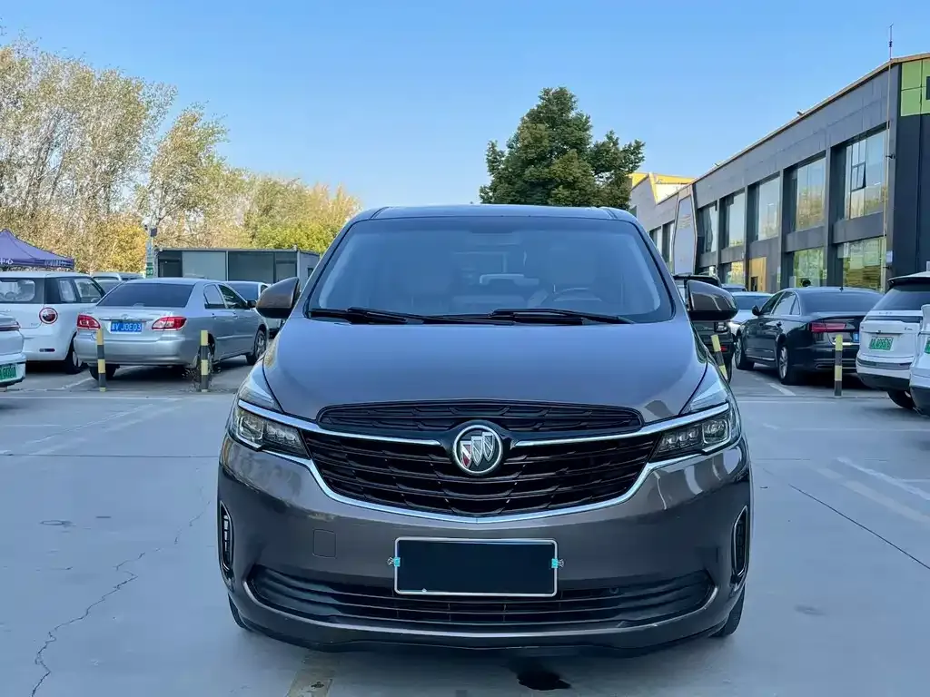 Buick GL8 2022 из CN, фото 2