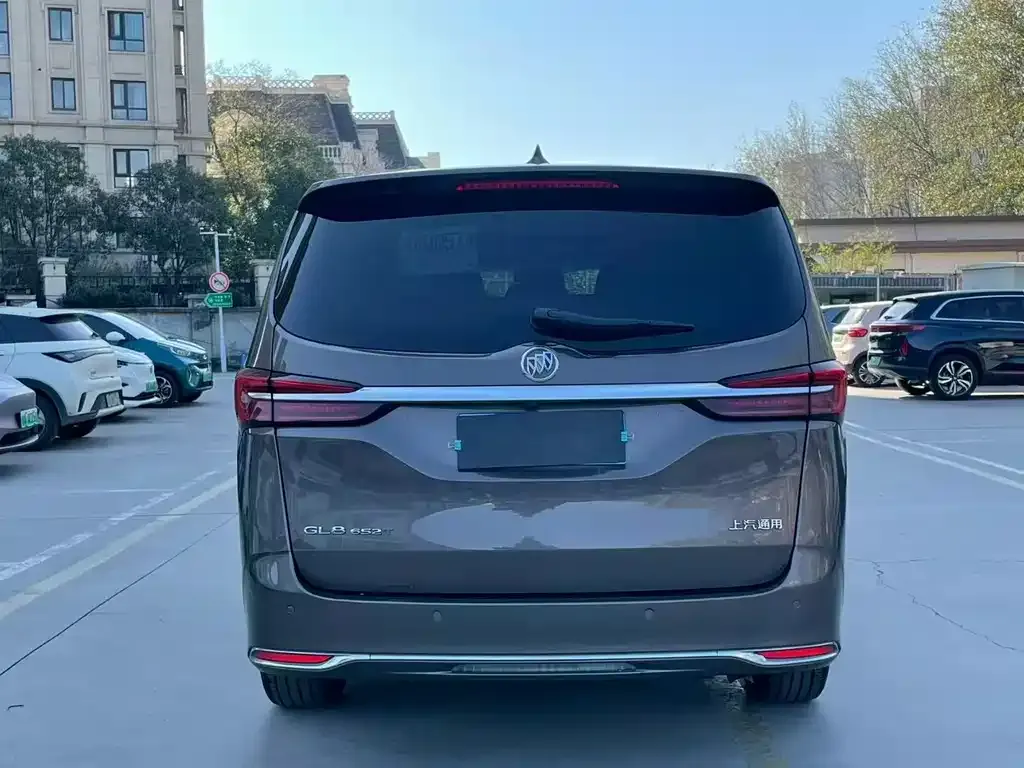 Buick GL8 2022 из CN, фото 9