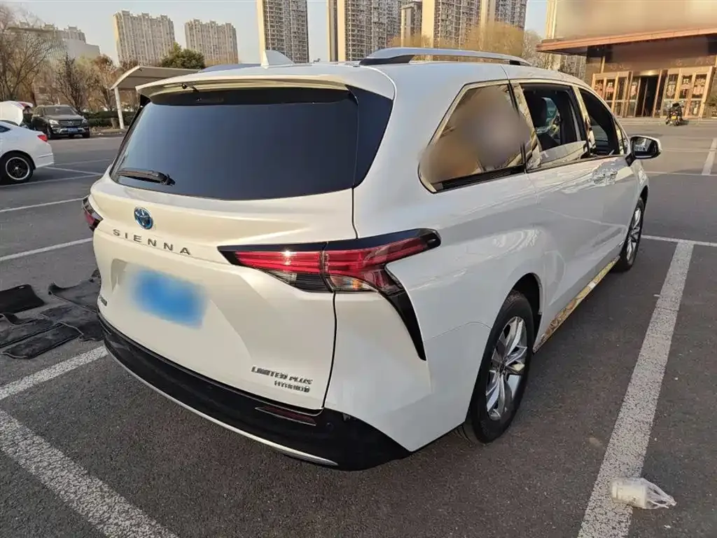 Toyota Sienna 2022 из CN, фото 7