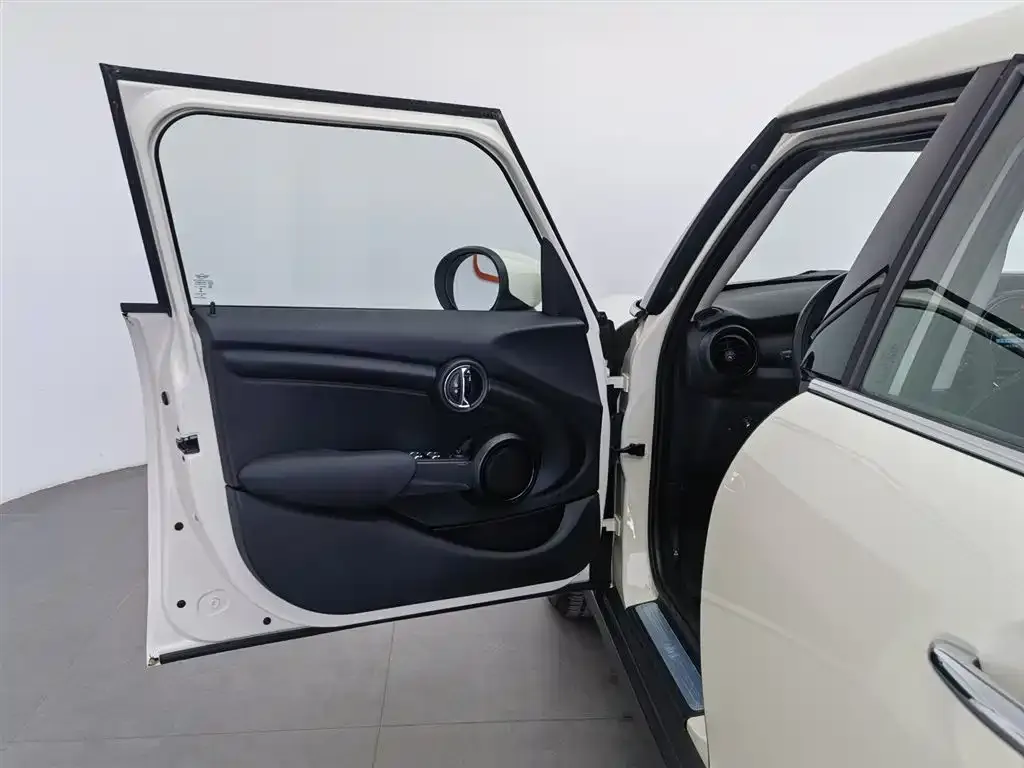 MINI Cooper (3-door) 2021 из CN, фото 8