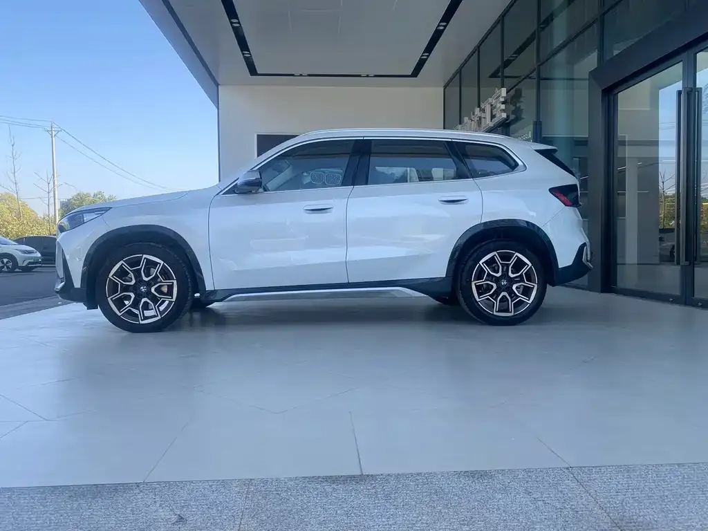 BMW X1 2024 из CN, фото 2