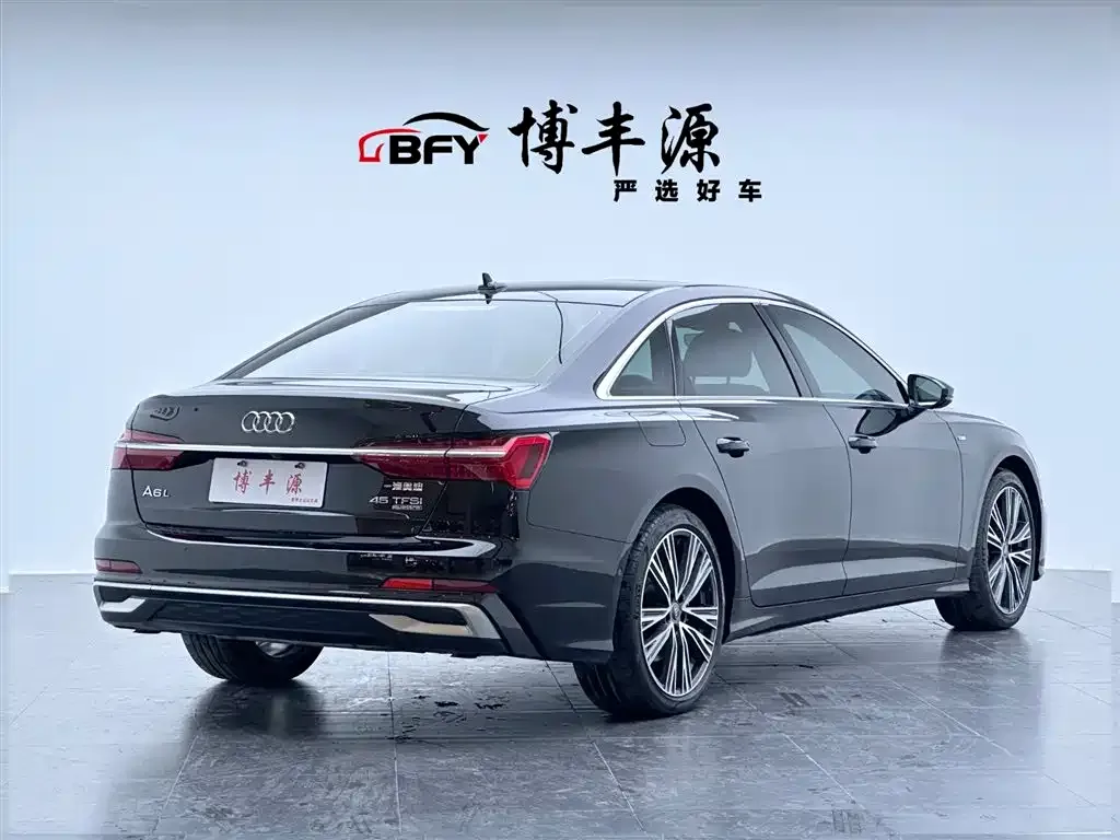 Audi A6L 2023 из CN, фото 4