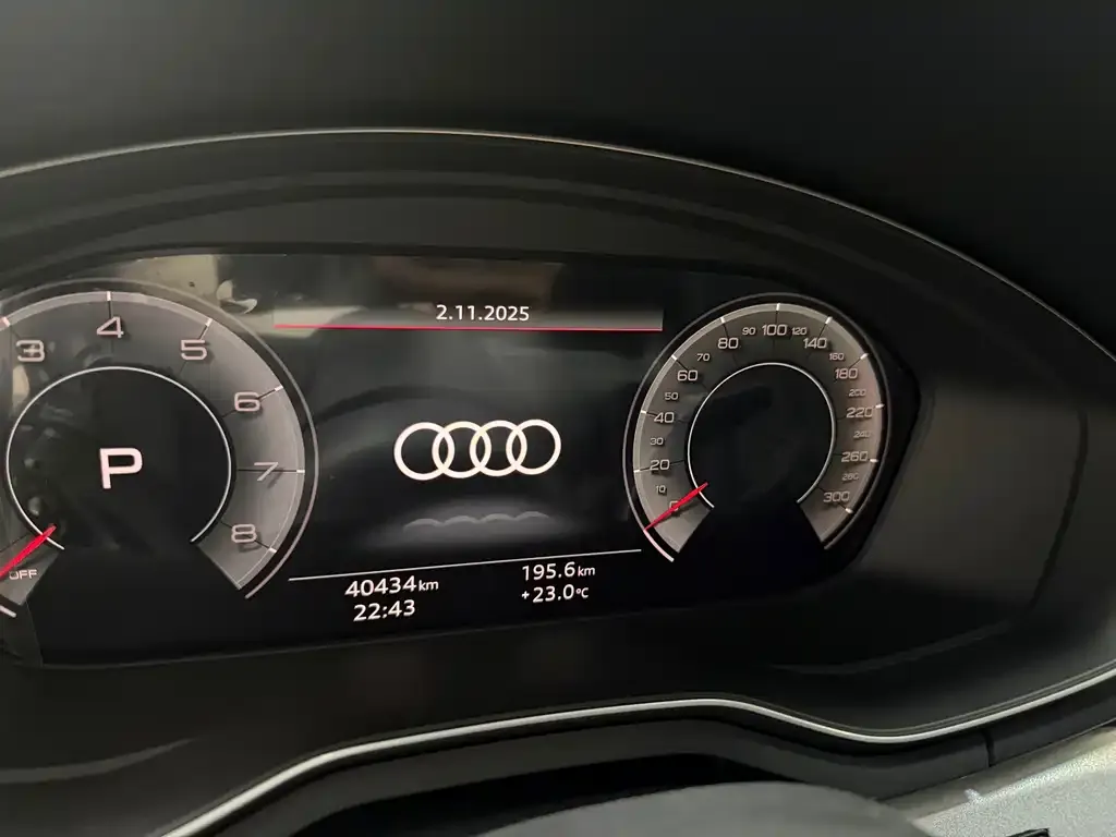 Audi A4L 2024 из CN, фото 10