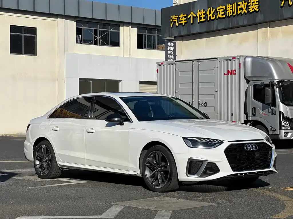 Audi A4L 2024 из CN, фото 3