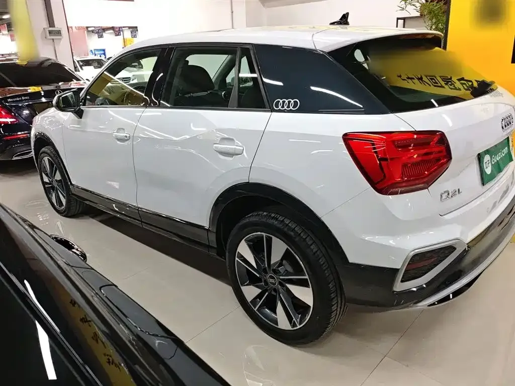 Audi Q2L 2024 из CN, фото 5