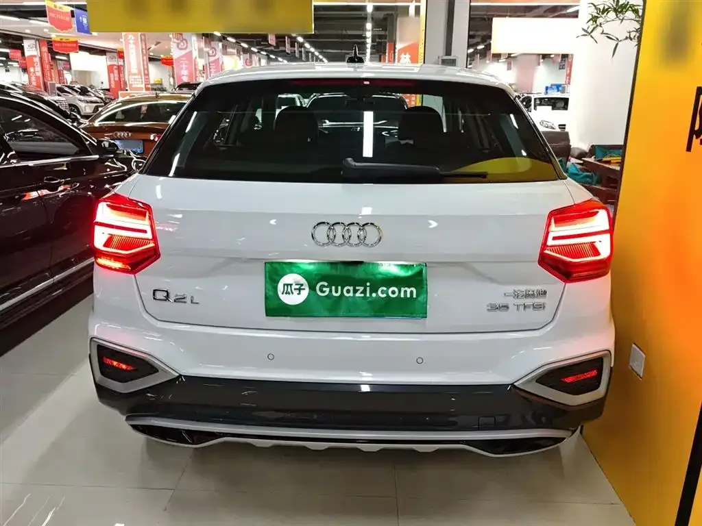 Audi Q2L 2024 из CN, фото 6