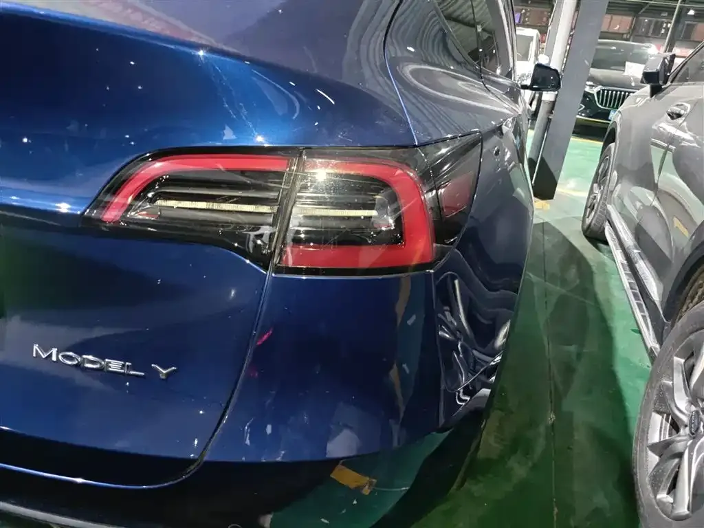 Tesla Model Y 2021 из CN, фото 8