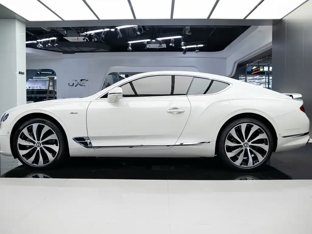Bentley Continental 2025 из CN, фото 10