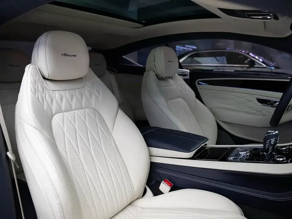 Bentley Continental 2025 из CN, фото 7