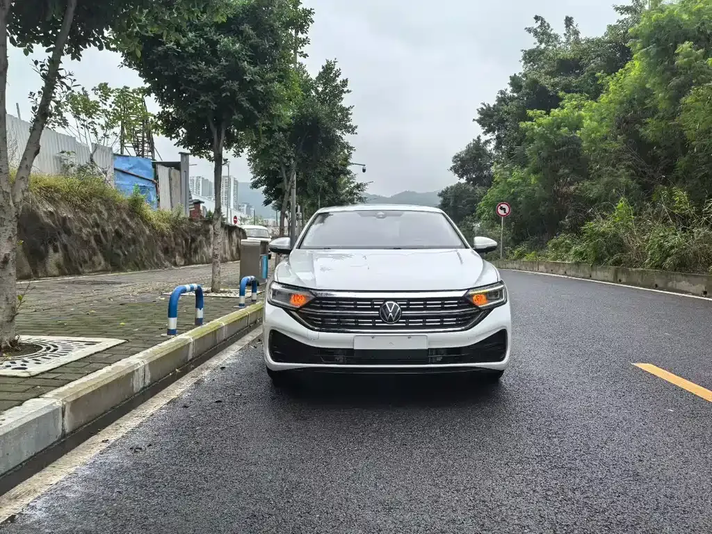 Volkswagen Sagitar 2024 из CN, фото 2