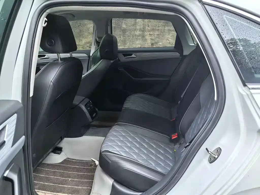 Volkswagen Sagitar 2024 из CN, фото 6