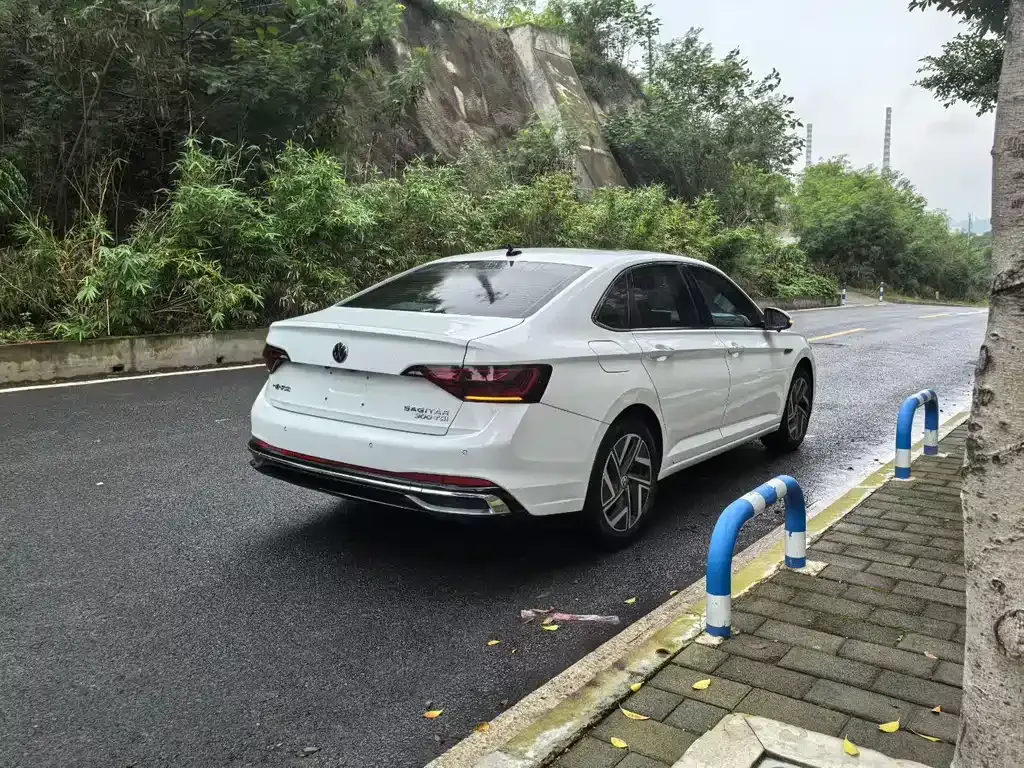 Volkswagen Sagitar 2024 из CN, фото 9