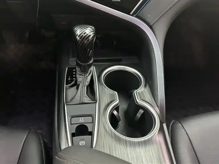 Toyota Camry 2022 из CN, фото 9