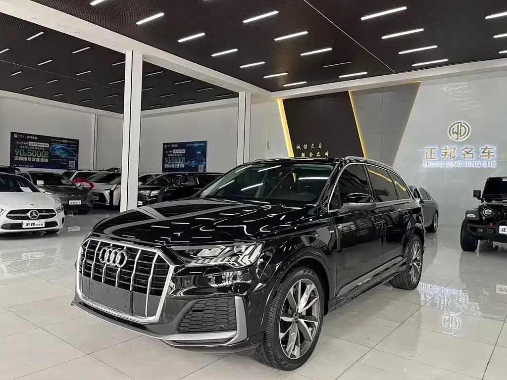 Audi Q7 2024 из CN, фото 1