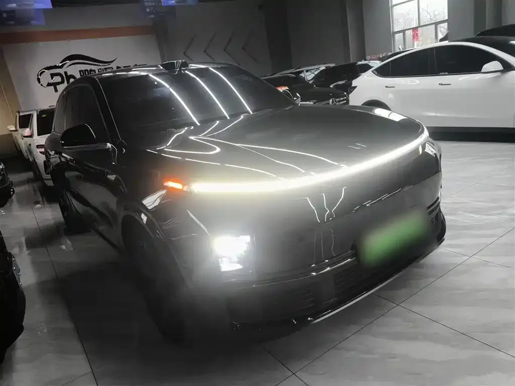 Li Auto L8 2023 из CN, фото 4