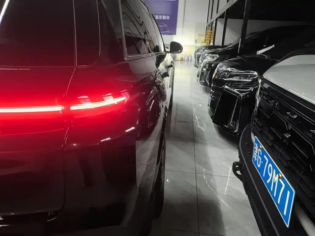 Li Auto L8 2023 из CN, фото 8