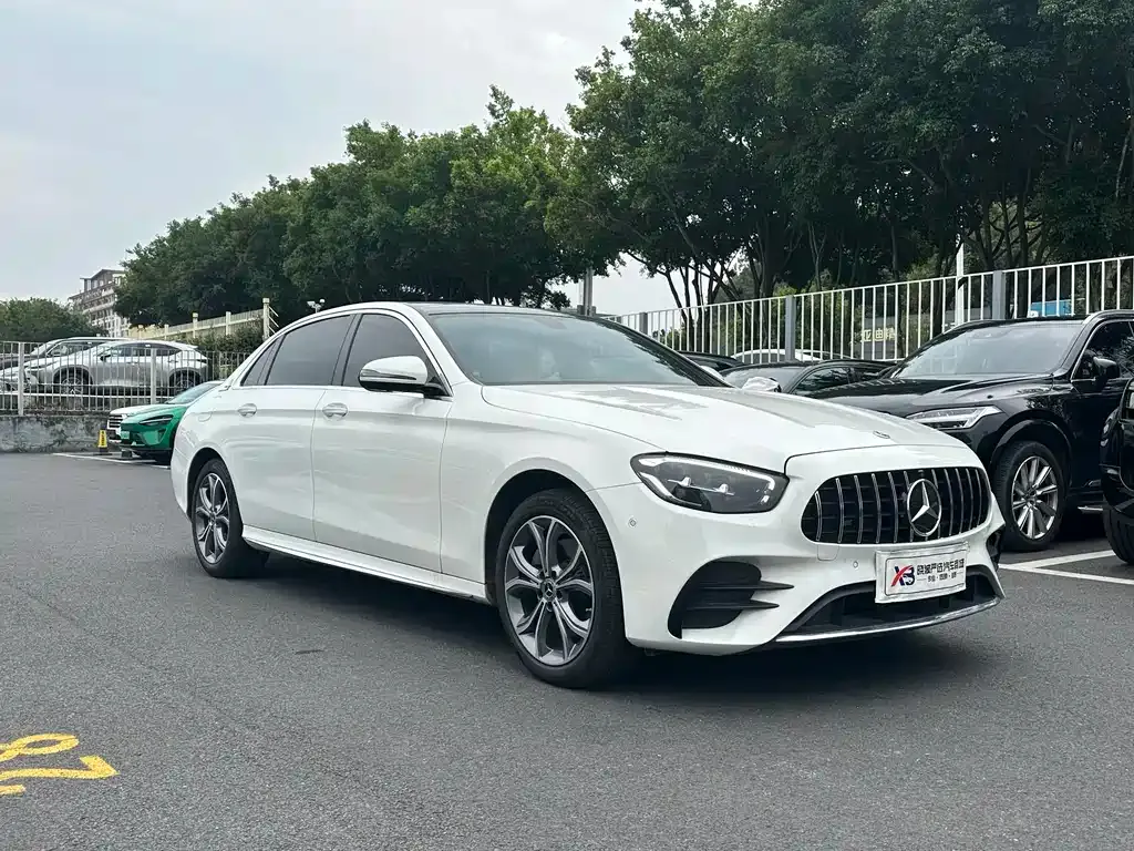 Mercedes-Benz E-Class 2023 из CN, фото 6