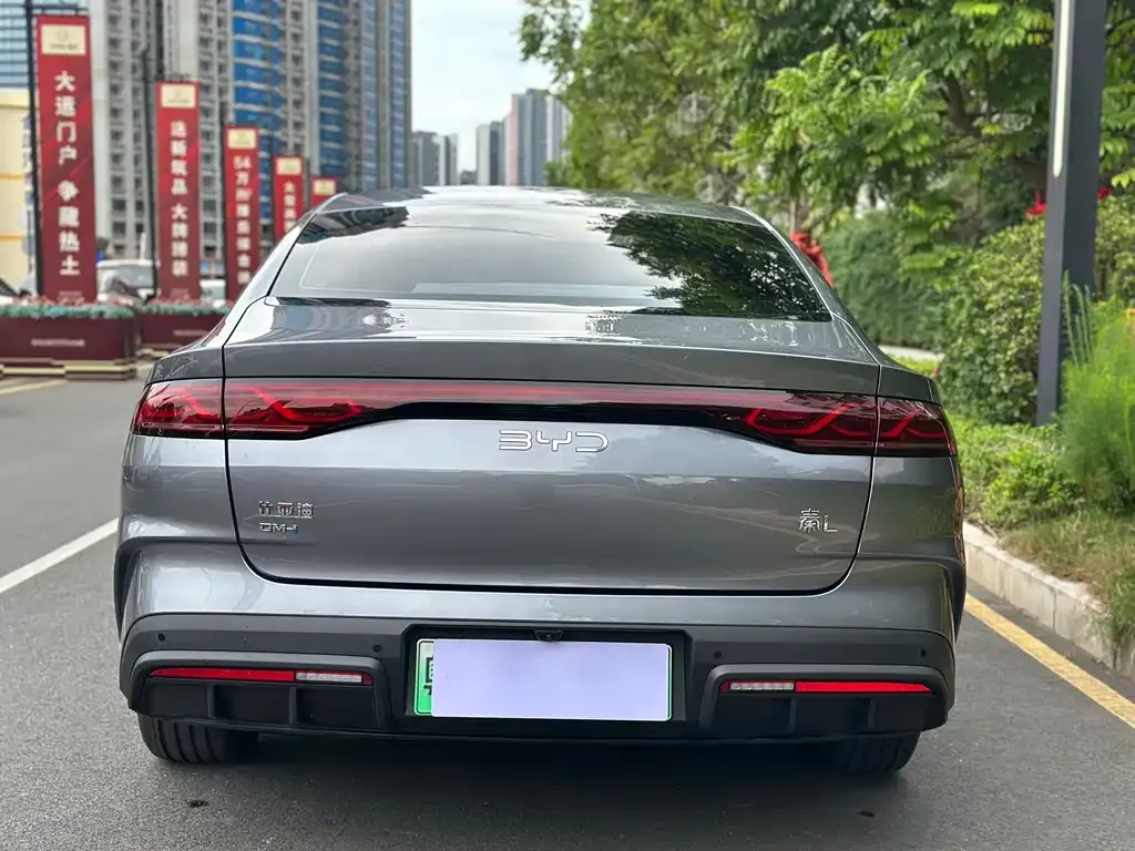 BYD Qin L — фото 5