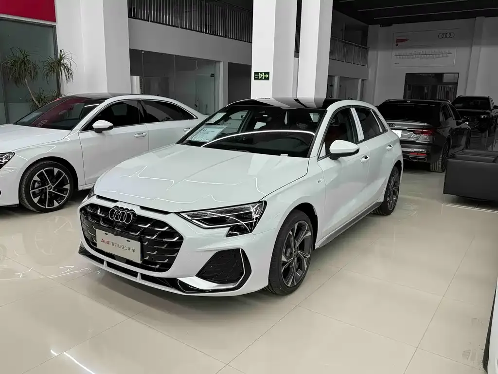 Audi A3 2025 из CN, фото 1
