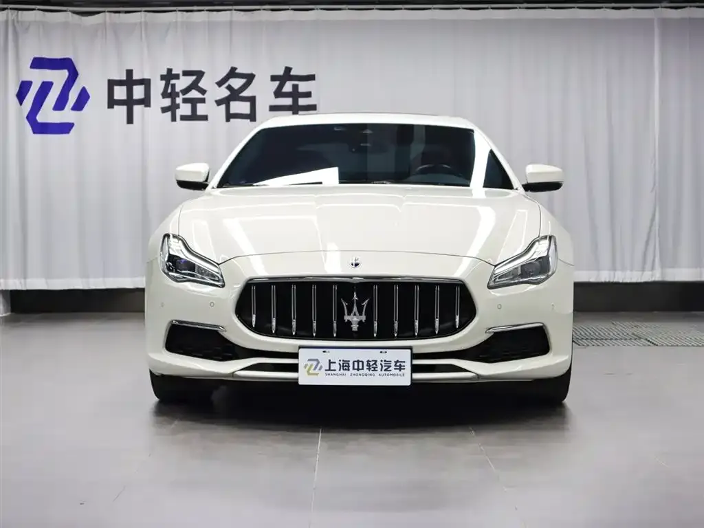 Maserati Quattroporte — фото 2