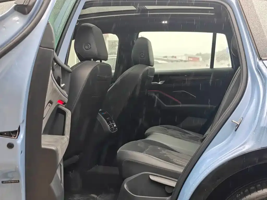 Volkswagen Tiguan L 2024 из CN, фото 6