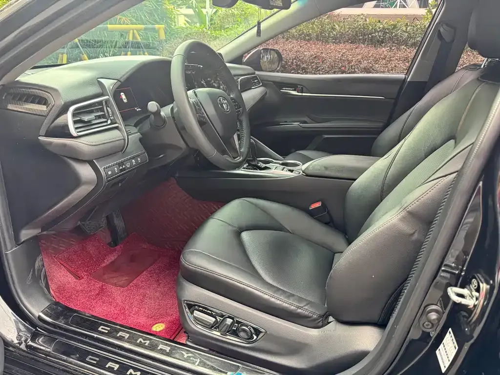 Toyota Camry 2021 из CN, фото 7