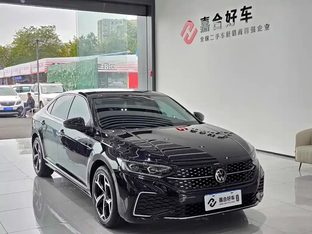 Volkswagen Passat 2024 из CN, фото 3