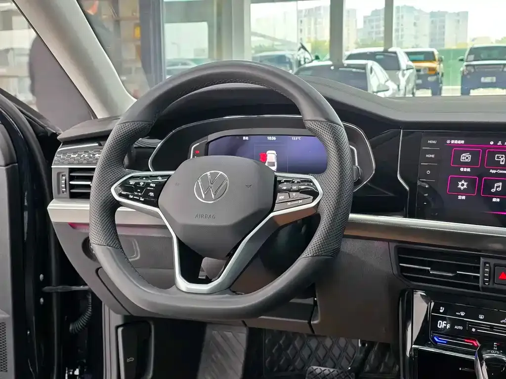 Volkswagen Passat 2024 из CN, фото 4