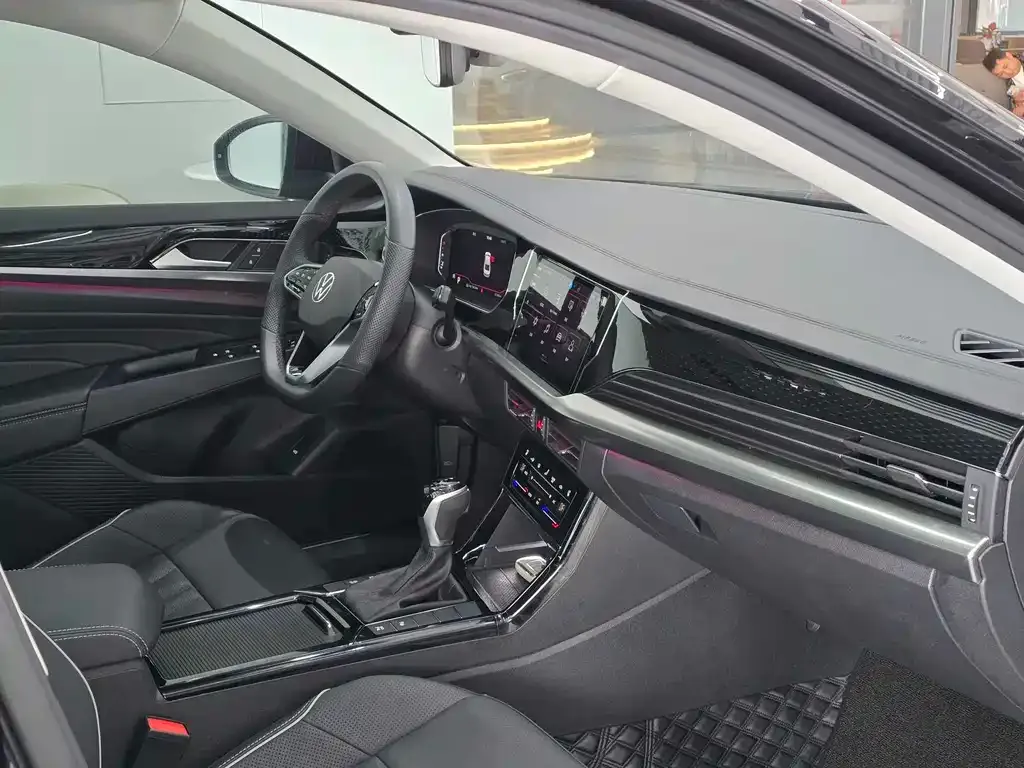Volkswagen Passat 2024 из CN, фото 7