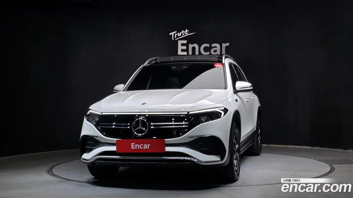 Mercedes-Benz EQB — фото 3