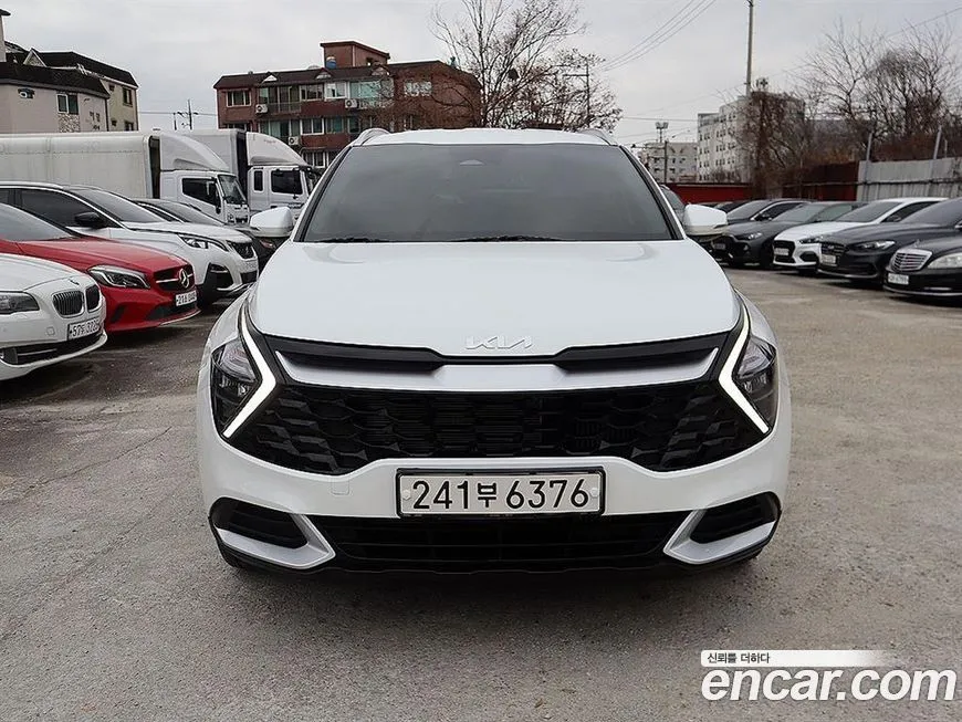 Kia Sportage — фото 1