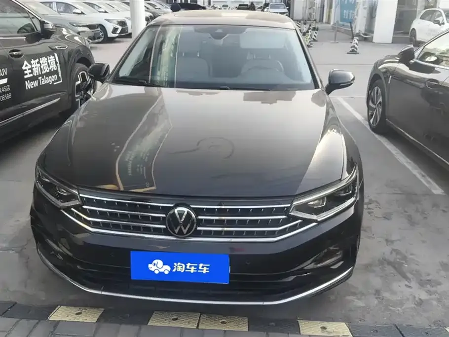 Volkswagen Magotan 2023 из CN, фото 2