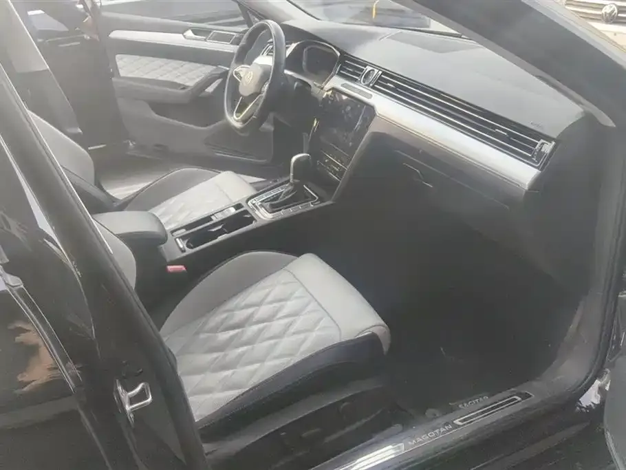 Volkswagen Magotan 2023 из CN, фото 8