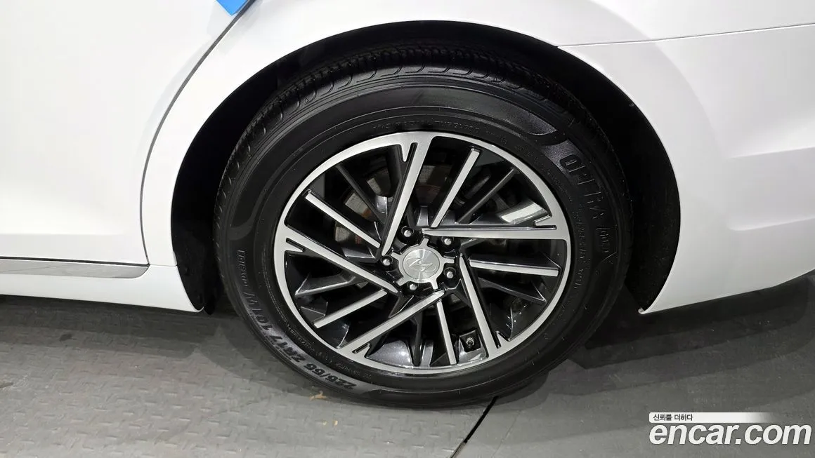 Hyundai Grandeur 2021 из KR, фото 5