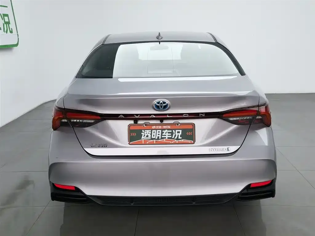 Toyota Avalon 2023 из CN, фото 4