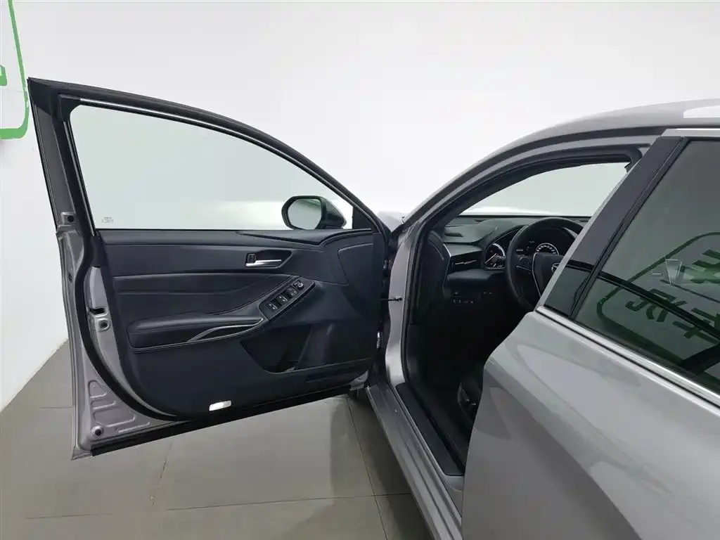 Toyota Avalon 2023 из CN, фото 8