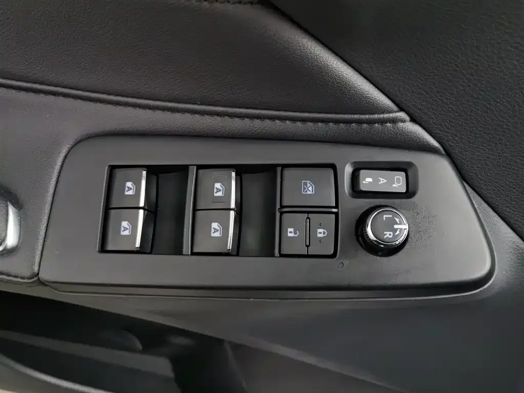 Toyota Avalon 2023 из CN, фото 9