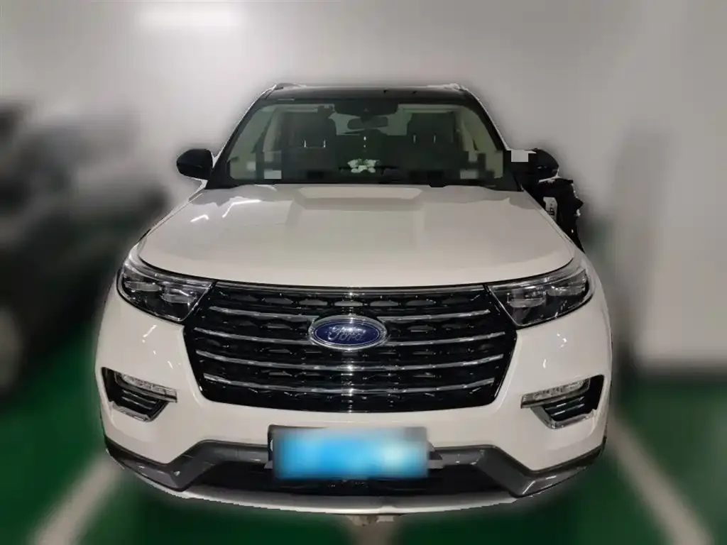 Ford Explorer 2021 из CN, фото 3