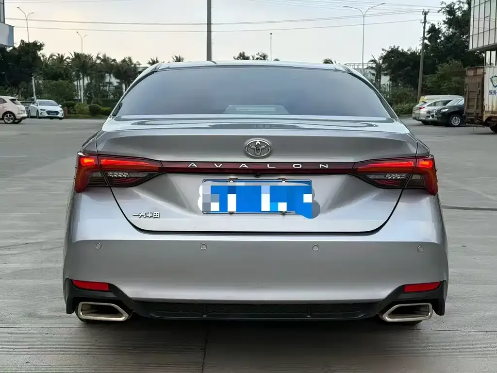 Toyota Avalon 2021 из CN, фото 8