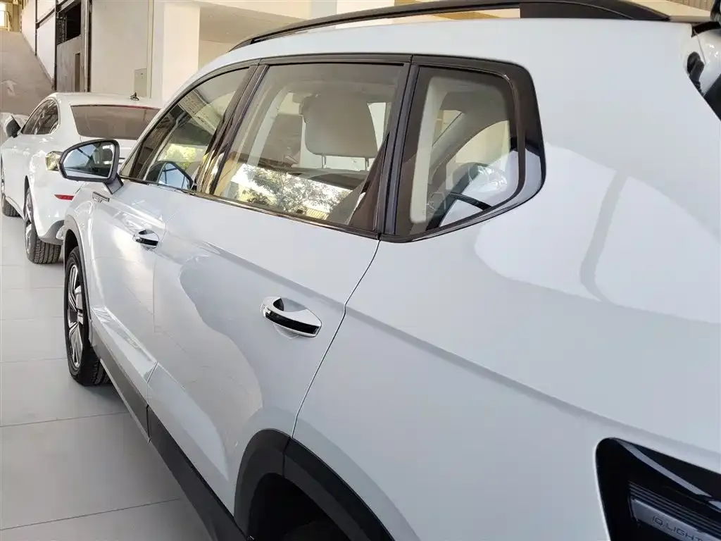 Volkswagen Tharu 2024 из CN, фото 4