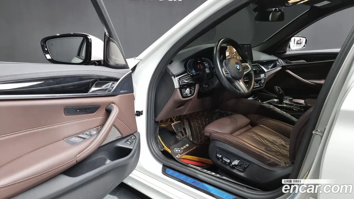 BMW 5-Series 2021 из KR, фото 10