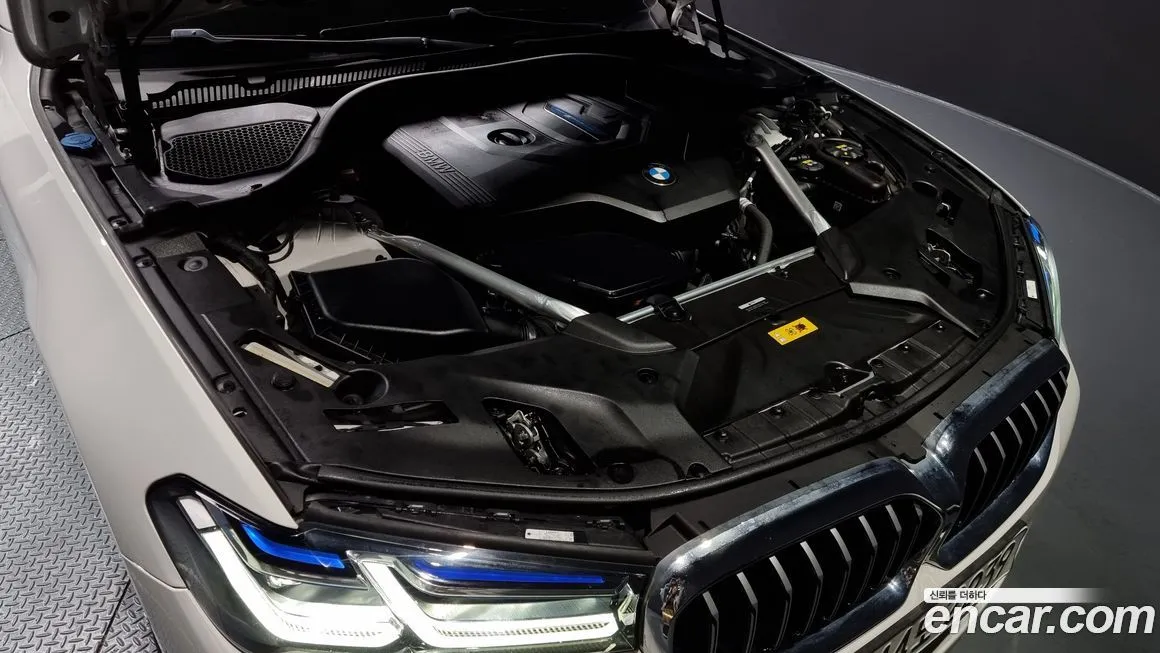 BMW 5-Series 2021 из KR, фото 6