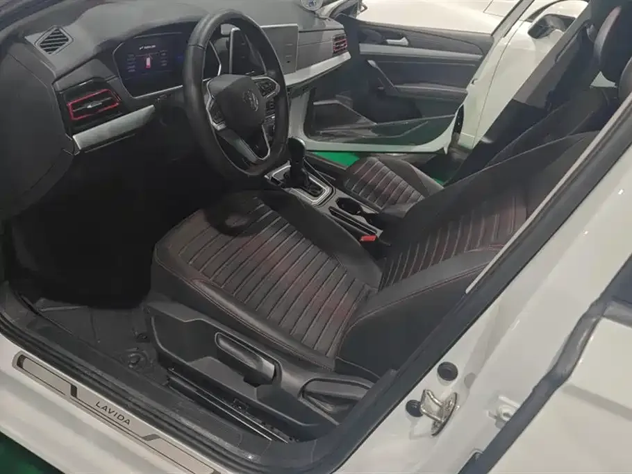 Volkswagen Lavida 2023 из CN, фото 9