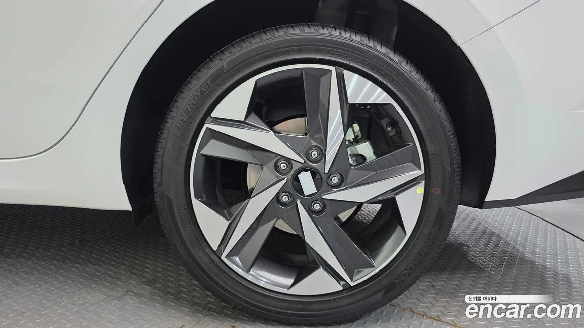 Hyundai AVANTE 2023 из KR, фото 5