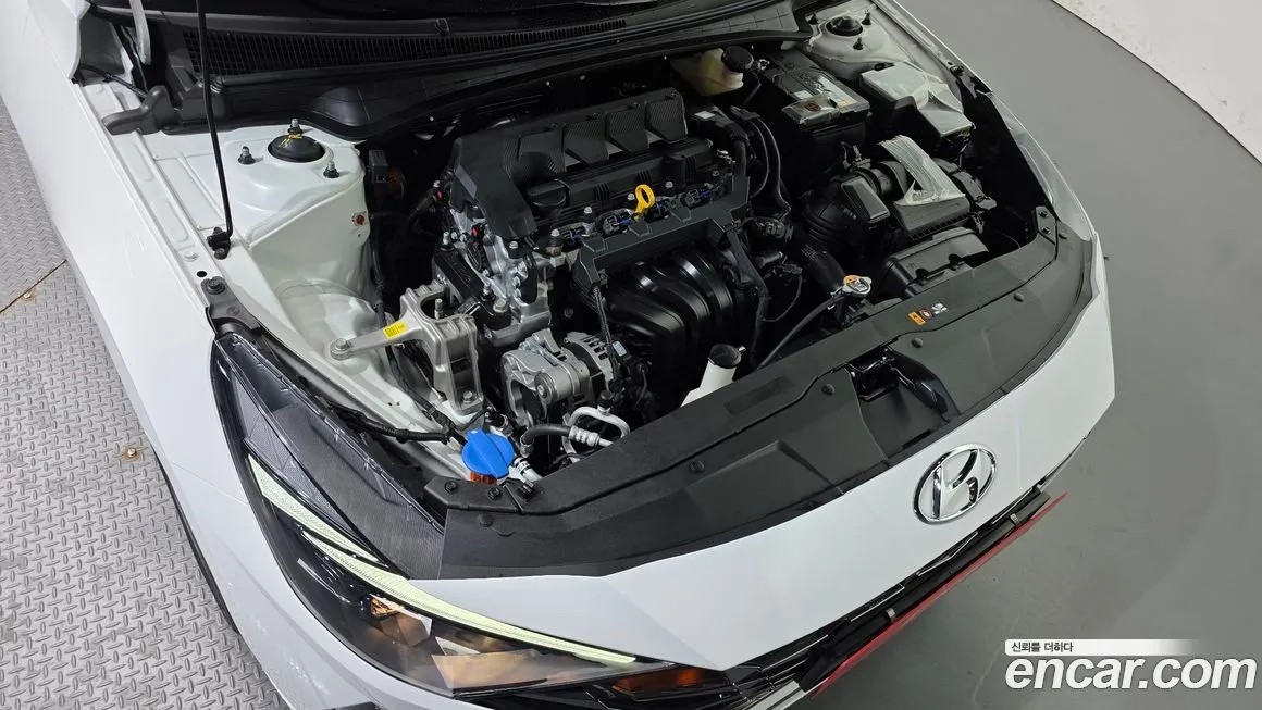 Hyundai AVANTE 2023 из KR, фото 6